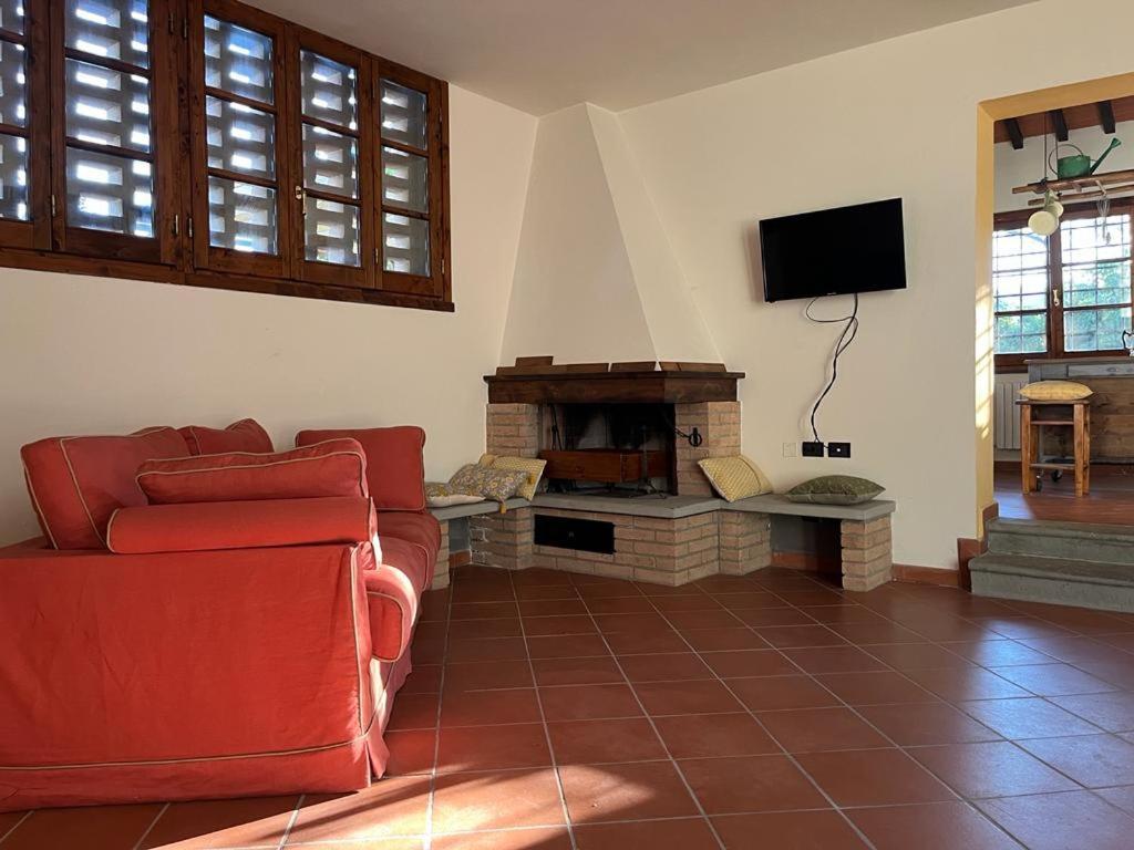 Gatto Bianco Tizzauli Villa Montespertoli Ngoại thất bức ảnh